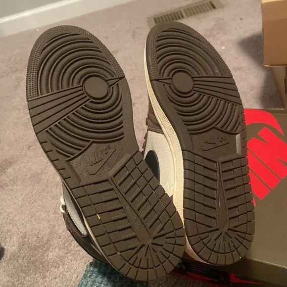 Air Jordan 1 High OG TS SP - Picture 6 of 7